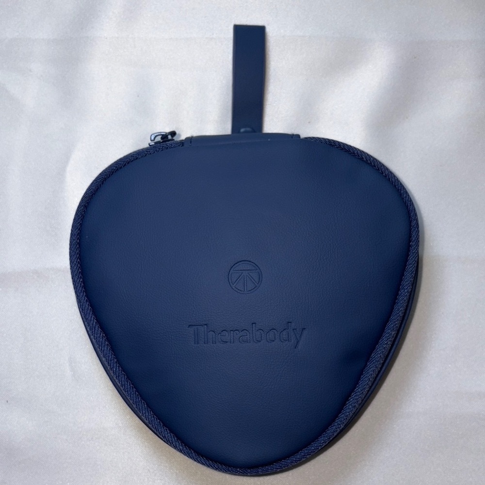 Therabody Deep Blue Toiletry Bag